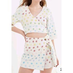 Urban Outfitters UO Molly Surplice Front-Slit Skort Romper Printed Wrap Size‎ 8